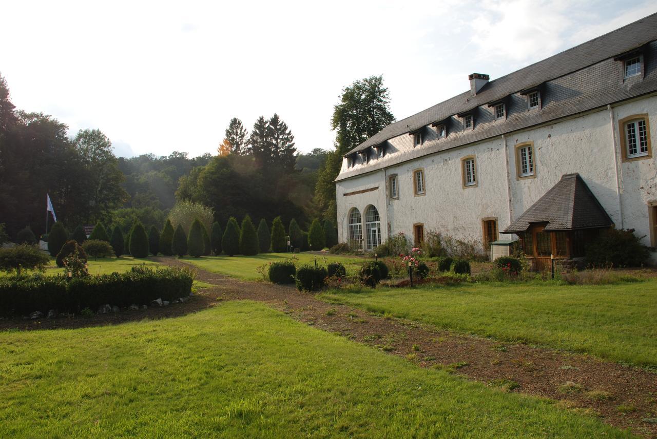 Hostellerie Le Prieure De Conques Herbeumont Luaran gambar